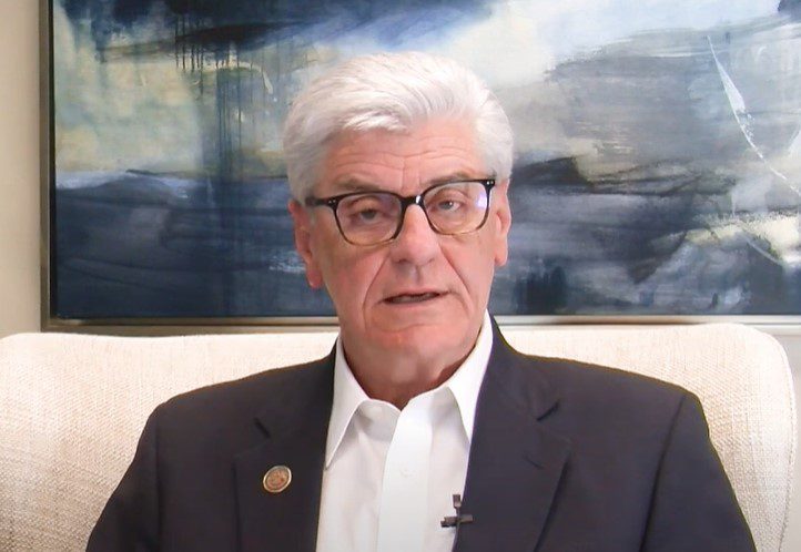 Phil Bryant, sent a letter giving Mississippi Today notice of his intent to file a defamation lawsuit