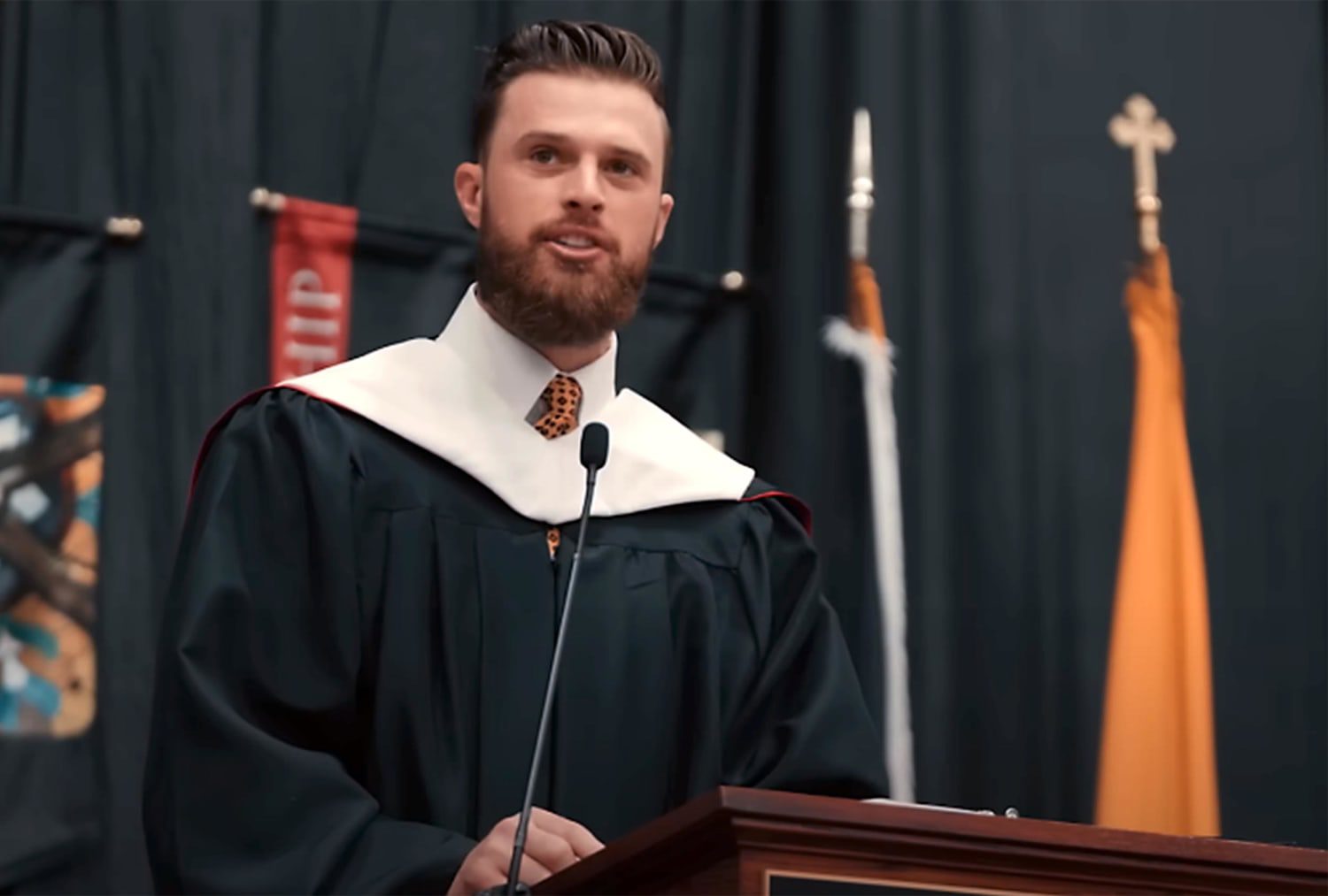 Harrison Bukter delivers commencement adress at St. Benedictine College.